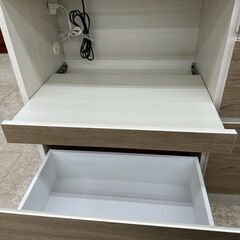 ★リユースのサカイ高崎店★TJ13416 (株)三幸ジャパン レンジ台 ベージュ H90.5×D40×W150 クリーニング済みの画像