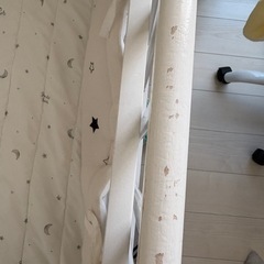 KATOJIハイポジションベビーベッド
の画像