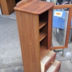 【リサイクルショップどりーむ天保山店】NO.4993　棚　扉付き　写真参照🎵　お手頃価格で販売中🎵の画像