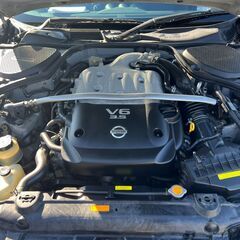 ローンは毎月14,600円～　日産　フェアレディZ　バージョンＳ　ＳＡＭＵＲＡＩＰＯＷＥＲマフラー　ＭＯＭＯステアリング　ｂｒｅｍｂｏキャリパー　車高調　社外１８インチアルミホイール　フルエアロ　ＥＴＣ　純正６速マニュアル　社外シフトノブの画像