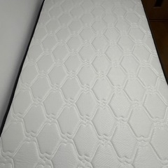 (5日使用)セミダブル マットレスの画像