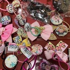 髪飾り1個おすきなのお選び下さいの画像