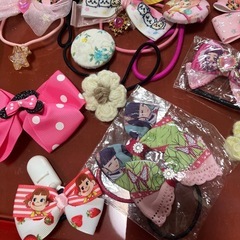 髪飾り1個おすきなのお選び下さいの画像