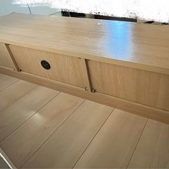 テレビ台の画像