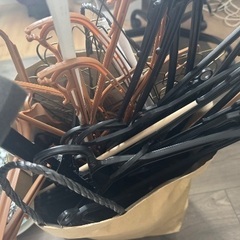 豪華！素敵なお皿セットとハンガーの画像