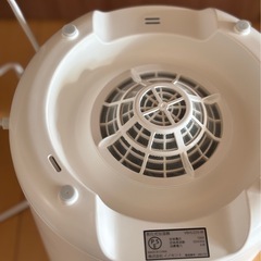 braaa ブラー 気化式 加湿器　プオト VBHU255-Wの画像