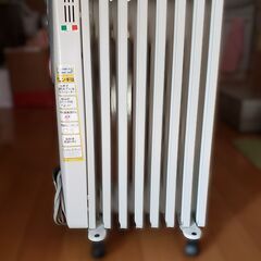 デロンギ　オイルヒーター　1200W　あげますの画像