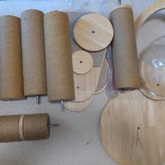 STADIUM 木製キャットタワースタジアム突っ張り式（クリアボール付き）の画像