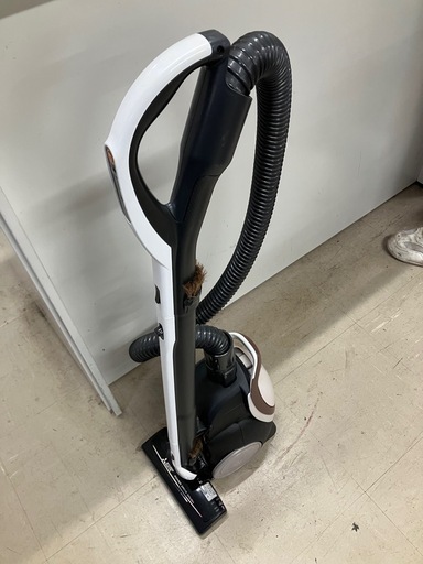 I2511-532 三菱 掃除機 TC-GS2XE8-C 2020年製 動作確認済み 紙パック式 中古