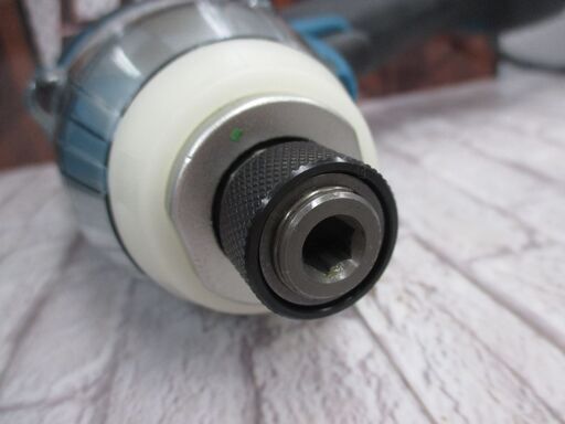 マキタ makita TD0220 インパクトドライバ 中古美品 コード式 ケース付き  【ハンズクラフト宜野湾店】