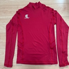 ジュニア用インナーシャツ　レッドＳサイズの画像