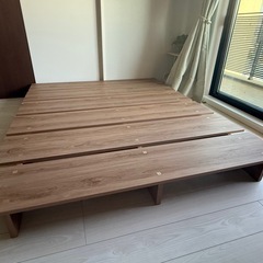 ベッドフレーム ダブル ほぼ新品 引き取り限定160*200*18の画像