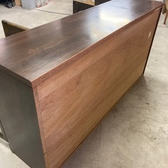 木製キッチンボード　食器戸棚　キャビネットの画像