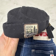 EDWIN デニムパンツと帽子のセット ビーニーの画像