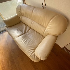 2人掛けソファの画像