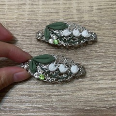 すずらん ヘアピン バレッタの画像