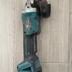 マキタ GA408D 100mm ディスクグラインダー 18v 本体のみの画像