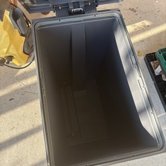 無料　美品　ゴミ箱の画像