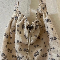 ショルダーバッグ アイボリーの画像