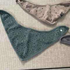 赤ちゃん用スタイ3枚セットの画像