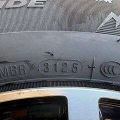 新品スタッドレスタイヤ！ノア、ヴォクシー、エスクァイア　に！SR 15インチの画像