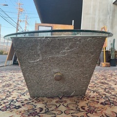 ローテーブル　石製足　デザイナーテーブルの画像