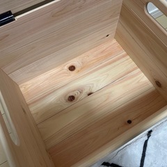 キャスター付き収納ボックスの画像