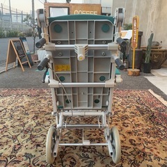 uchie/ウチエ シャワーラクリク SRC-003 シャワー車椅子 U型シート ～100kg 介護用品 バス用品 入浴 風呂の画像