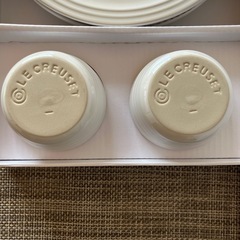 ル・クルーゼ ラウンドプレートセットの画像