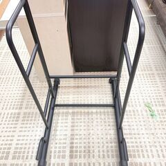 懸垂バー トレーニング器具 ぶら下がり健康器 ブラック 家庭用の画像