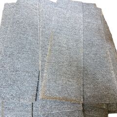 汚れあり タイルカーペット はぎれあり  50cm×50cm ブルー 100枚くらいの画像