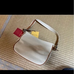 ⭐︎LAURAPELLATI ショルダーバッグの画像