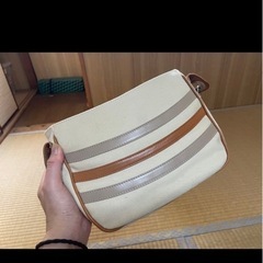 ⭐︎LAURAPELLATI ショルダーバッグの画像