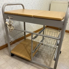 ラック 棚 コンセント有り レンジ台 洗面所 キッチン 木目 ナチュラルの画像