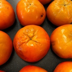 11/22.23 お取引できる方！大玉　富有柿　10コの画像