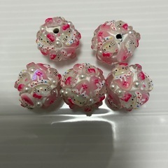 キティデコパ付きビーズ1個¥200の画像