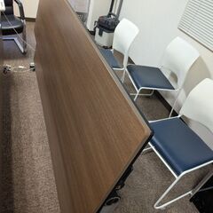 折りたたみ式　キャスター付き　okamura オフィス　デスクの画像