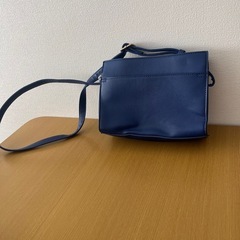 ショルダーバッグ　青の画像
