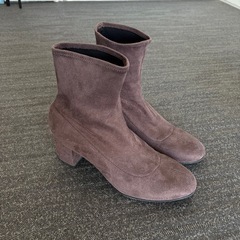 美品！ストレッチショートブーツ スウェードの画像