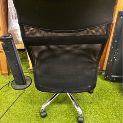 オフィスチェア　メッシュチェア　キャスター付きの画像