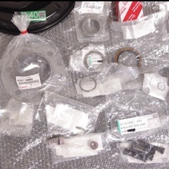 【トヨタ純正品】ランドクルーザープラドTRJ120リアハブベアリング等周辺部品の画像