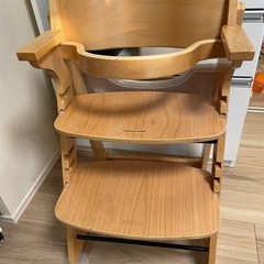 カトージ・ベビーチェアの画像