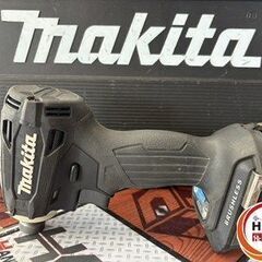 【引取限定】【中古】マキタ TD172DRGXB インパクトドライバ 18V 6.0Ahバッテリー×2 充電器付 【ハンズクラフト宮崎新名爪店】の画像