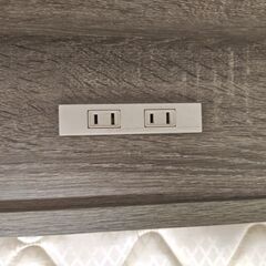 ベッド、マットレスの画像