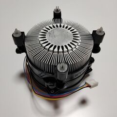 【DELL純正CPUクーラー】LGA115x対応クーラー ファン付きジャンク扱いの画像