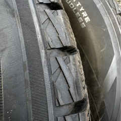 【値下げ】DUNLOP  スタッドレスタイヤ ホイール付き4本セット 265/70R17 Jeep ランクルの画像