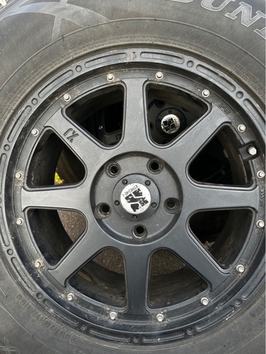 【値下げ】DUNLOP  スタッドレスタイヤ ホイール付き4本セット 265/70R17 Jeep ランクル