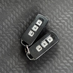 ホンダ  N-BOX  ｶｽﾀﾑG Aﾊﾟｹ｟紫｠の画像