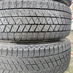 高級冬タイヤのVRX3　185/60R15　スタッドレスタイヤ４本セット　ブリヂストン　2021年製の画像