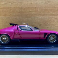 1/18ミニカー 京商製ランボルギーニ イオタSVR（紫）の画像